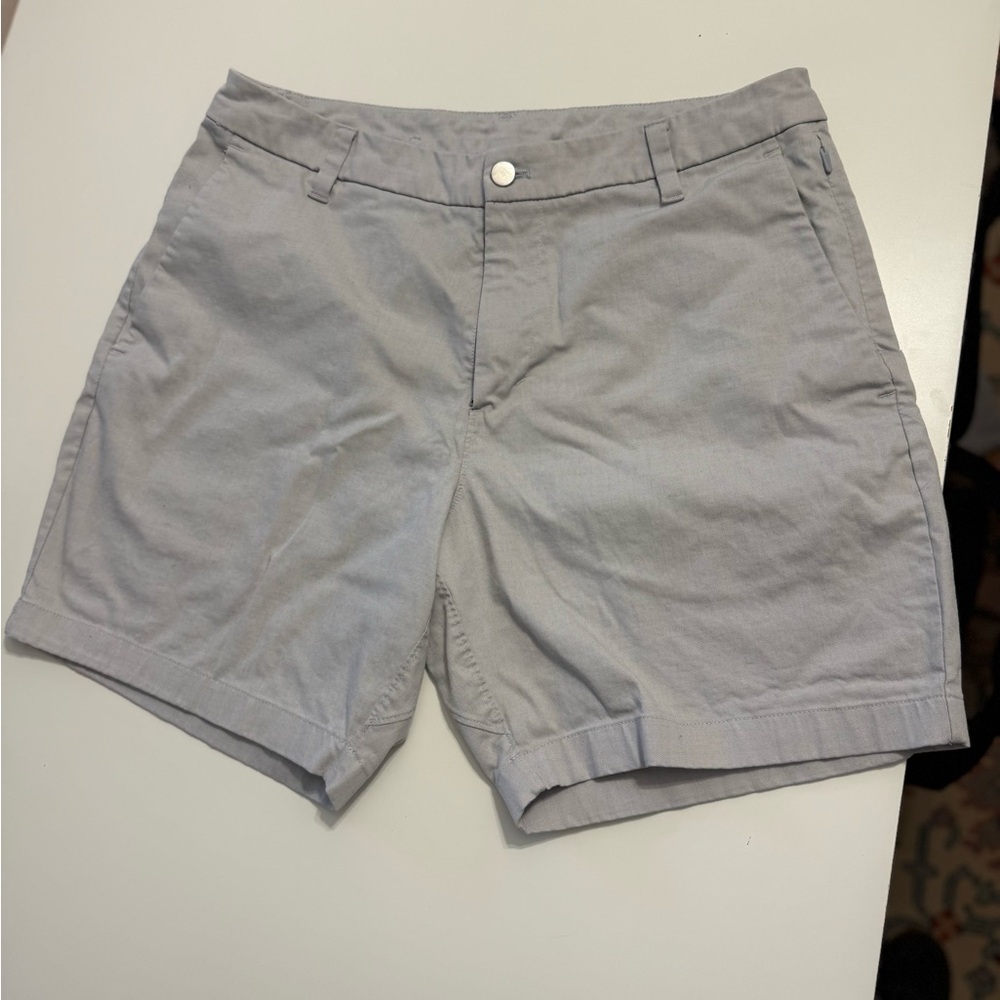 Lululemon Athletica Light Gray Men's ABC Shorts sz 34 - 7in